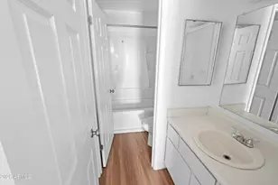 3801 N 23rd Dr, Phoenix, AZ 85015 - Photo 9