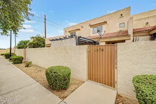 8870 N 48th Ln, Glendale, AZ 85302 - Photo 1