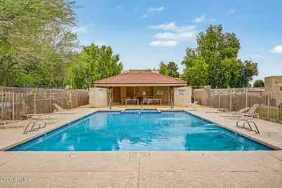 8870 N 48th Lane, Glendale, AZ 85302 - Photo 23