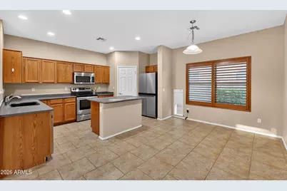 921 W Dana Drive, San Tan Valley, AZ 85143 - Photo 5
