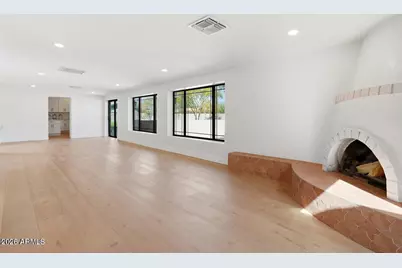 6302 E Aster Drive, Scottsdale, AZ 85254 - Photo 5