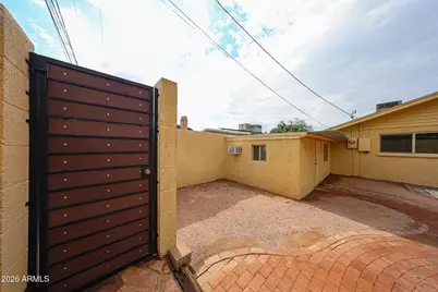 1202 E Alice Avenue, Phoenix, AZ 85020 - Photo 27