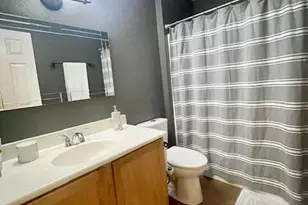 3411 E Escuda Rd, Phoenix, AZ 85050 - Photo 27