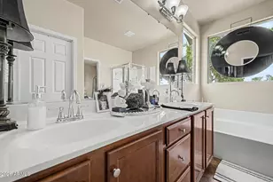 6938 W Harwell Rd, Laveen, AZ 85339 - Photo 11
