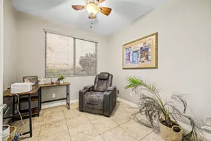 22585 W Moonlight Path, Buckeye, AZ 85326 - Photo 11