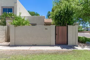 7821 E Valley Vista Dr, Scottsdale, AZ 85250 - Photo 13