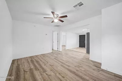 5959 W Gardenia Avenue, Glendale, AZ 85301 - Photo 5
