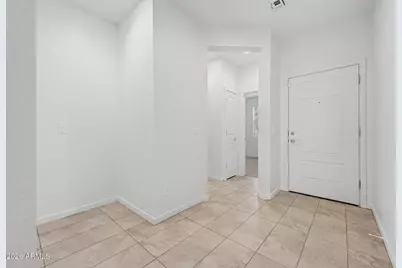 21415 W Holly Street, Buckeye, AZ 85396 - Photo 7