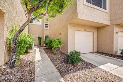 1633 E Lakeside Drive #135, Gilbert, AZ 85234 - Photo 1