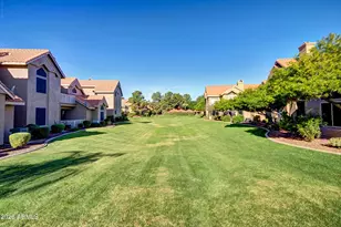 1633 E Lakeside Dr, Gilbert, AZ 85234 - Photo 19