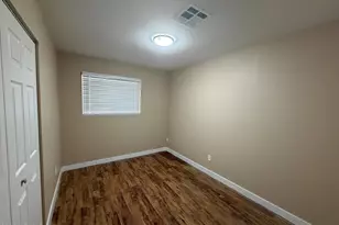 5810 W Earll Dr, Phoenix, AZ 85031 - Photo 13