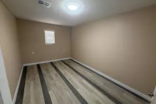 5810 W Earll Dr, Phoenix, AZ 85031 - Photo 3
