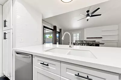 5028 E Shomi Street, Phoenix, AZ 85044 - Photo 9
