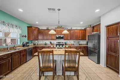 22907 W Hopi Street, Buckeye, AZ 85326 - Photo 13