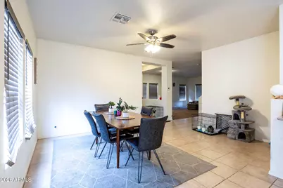 623 W Viola Street, Casa Grande, AZ 85122 - Photo 9