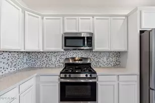2425 W Bronco Butte Trl, Phoenix, AZ 85085 - Photo 21