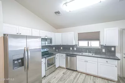 9315 E Dallas Street, Mesa, AZ 85207 - Photo 5