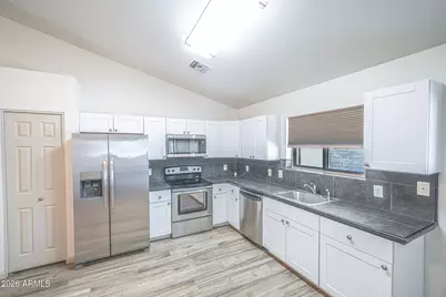 9315 E Dallas Street, Mesa, AZ 85207 - Photo 1