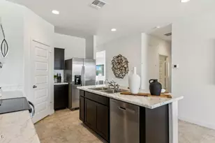 5491 E Darwin Dr, San Tan Valley, AZ 85140 - Photo 7