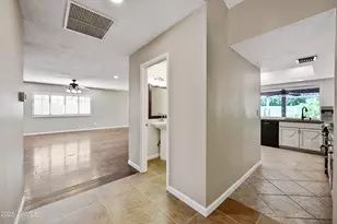 324 W Willow Ave, Phoenix, AZ 85029 - Photo 7