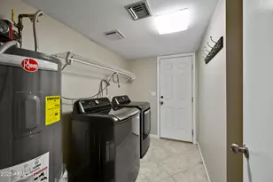 324 W Willow Ave, Phoenix, AZ 85029 - Photo 27