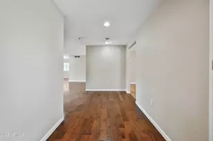 324 W Willow Ave, Phoenix, AZ 85029 - Photo 1