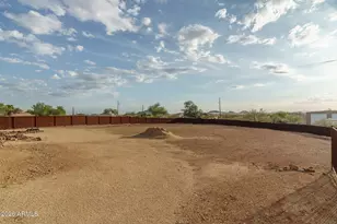 39722 N New River Rd, Phoenix, AZ 85086 - Photo 47
