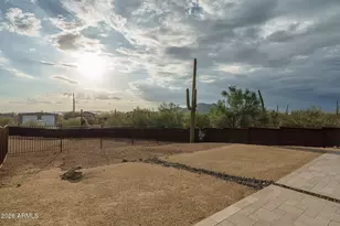 39722 N New River Rd, Phoenix, AZ 85086 - Photo 45