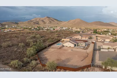 39722 N New River Road, Phoenix, AZ 85086 - Photo 71