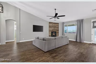 39722 N New River Road, Phoenix, AZ 85086 - Photo 7