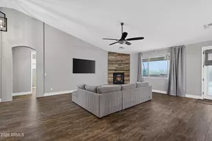 39722 N New River Rd, Phoenix, AZ 85086 - Photo 7