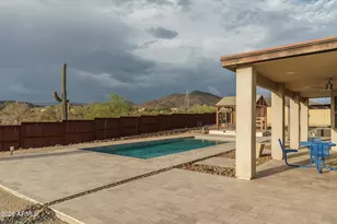 39722 N New River Rd, Phoenix, AZ 85086 - Photo 3