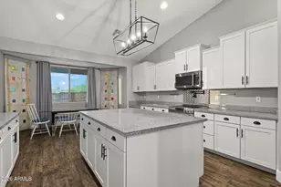 39722 N New River Rd, Phoenix, AZ 85086 - Photo 17