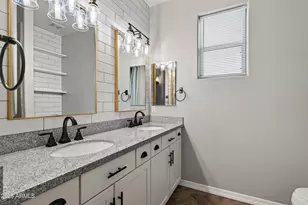 39722 N New River Rd, Phoenix, AZ 85086 - Photo 27