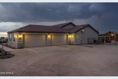 39722 N New River Road, Phoenix, AZ 85086 - Photo 51