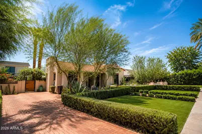 61 W Wilshire Drive, Phoenix, AZ 85003 - Photo 3