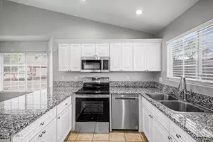 860 N McQueen Rd, Chandler, AZ 85225 - Photo 1