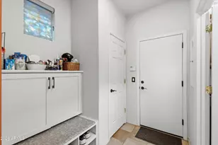 5911 W Hedgehog Pl, Phoenix, AZ 85083 - Photo 27