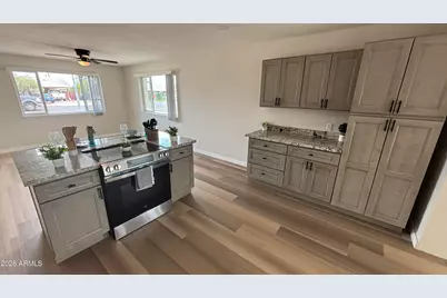 902 E 8th Avenue, Mesa, AZ 85204 - Photo 9