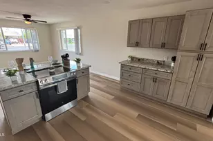902 E 8th Ave, Mesa, AZ 85204 - Photo 9
