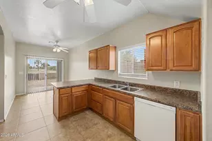 15237 S Moon Valley Rd, Arizona City, AZ 85123 - Photo 13
