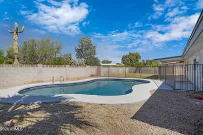 8426 E Monterey Way, Scottsdale, AZ 85251 - Photo 39