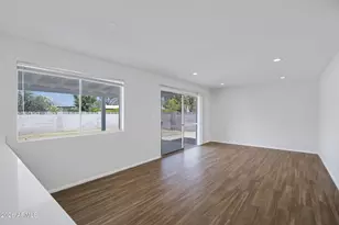 8426 E Monterey Way, Scottsdale, AZ 85251 - Photo 19