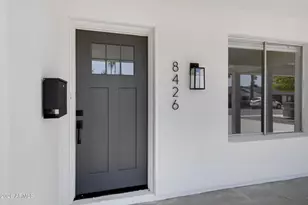 8426 E Monterey Way, Scottsdale, AZ 85251 - Photo 5