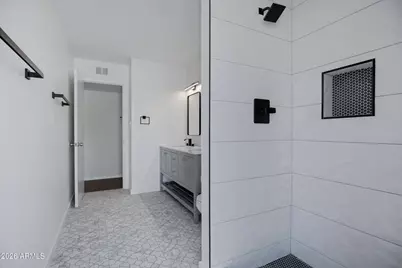8426 E Monterey Way, Scottsdale, AZ 85251 - Photo 23