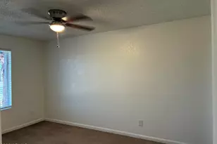 602 W Wickieup Ln, Phoenix, AZ 85027 - Photo 23