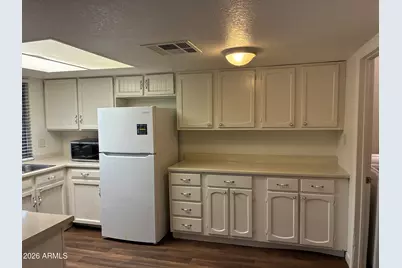 602 W Wickieup Lane, Phoenix, AZ 85027 - Photo 11