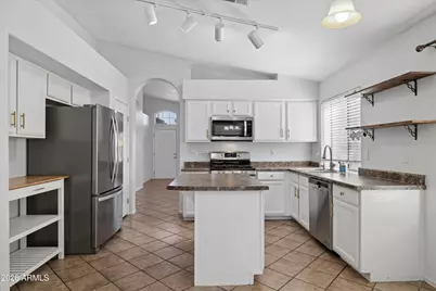 7415 E Lobo Avenue, Mesa, AZ 85209 - Photo 9