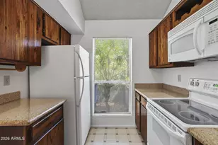 14002 N 49th Ave, Glendale, AZ 85306 - Photo 9