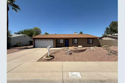 4032 E Hartford Avenue, Phoenix, AZ 85032 - Photo 1